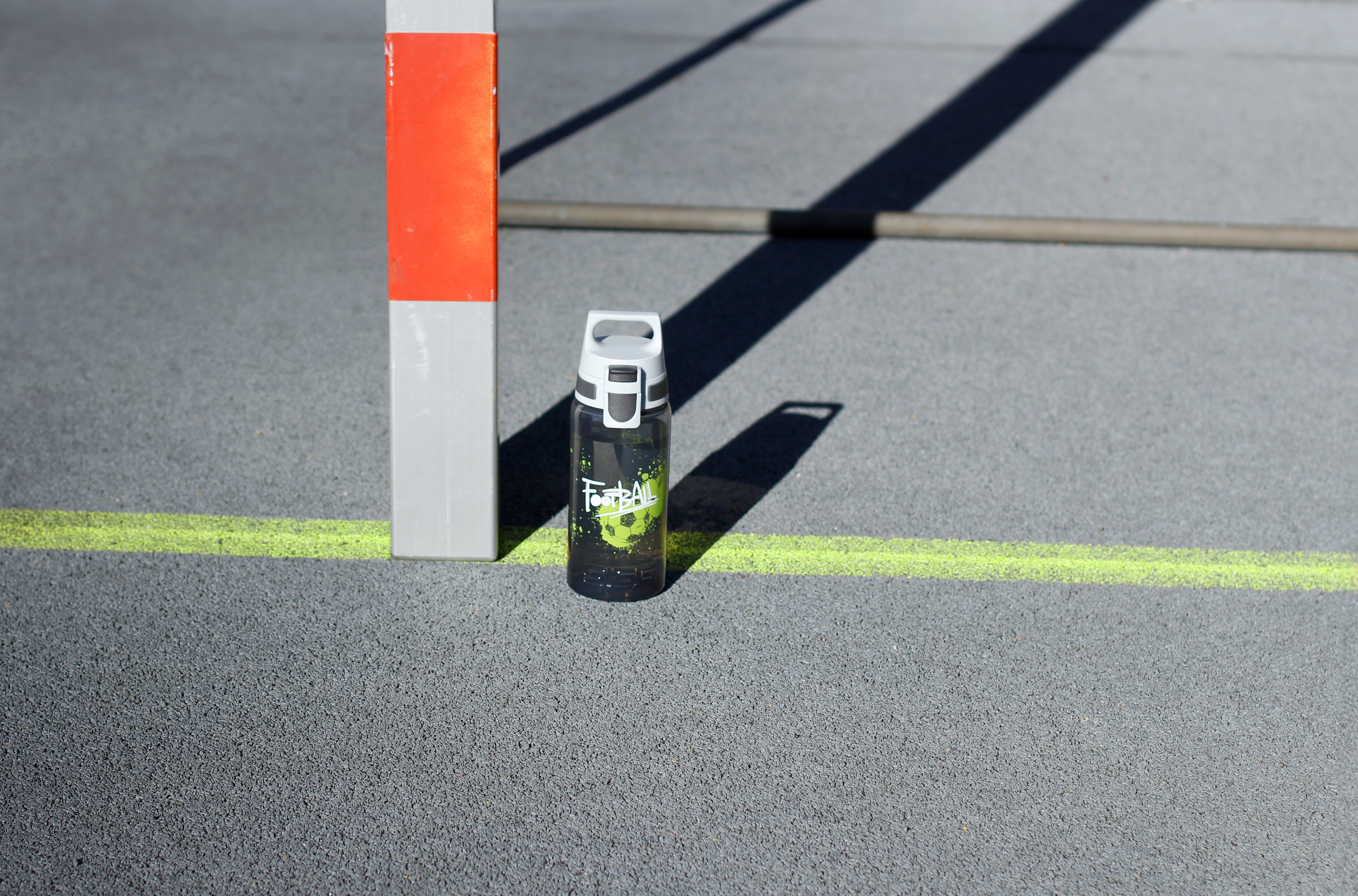 #farbe_football tag#größe_0.5 l